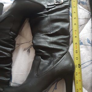 Womens Leather Buckle Boots from Brazil. Size 6 1/2